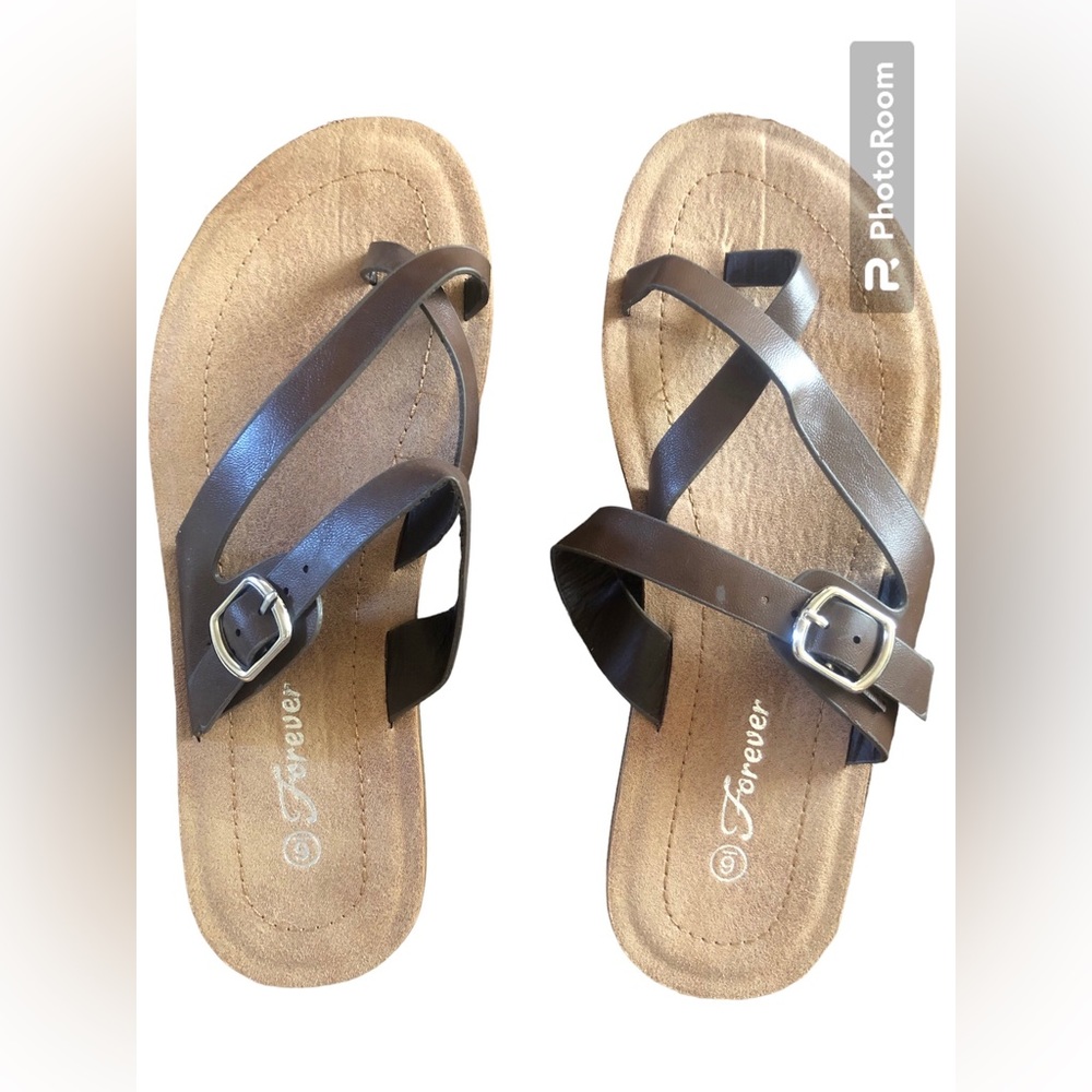 Forever Womens Sandals